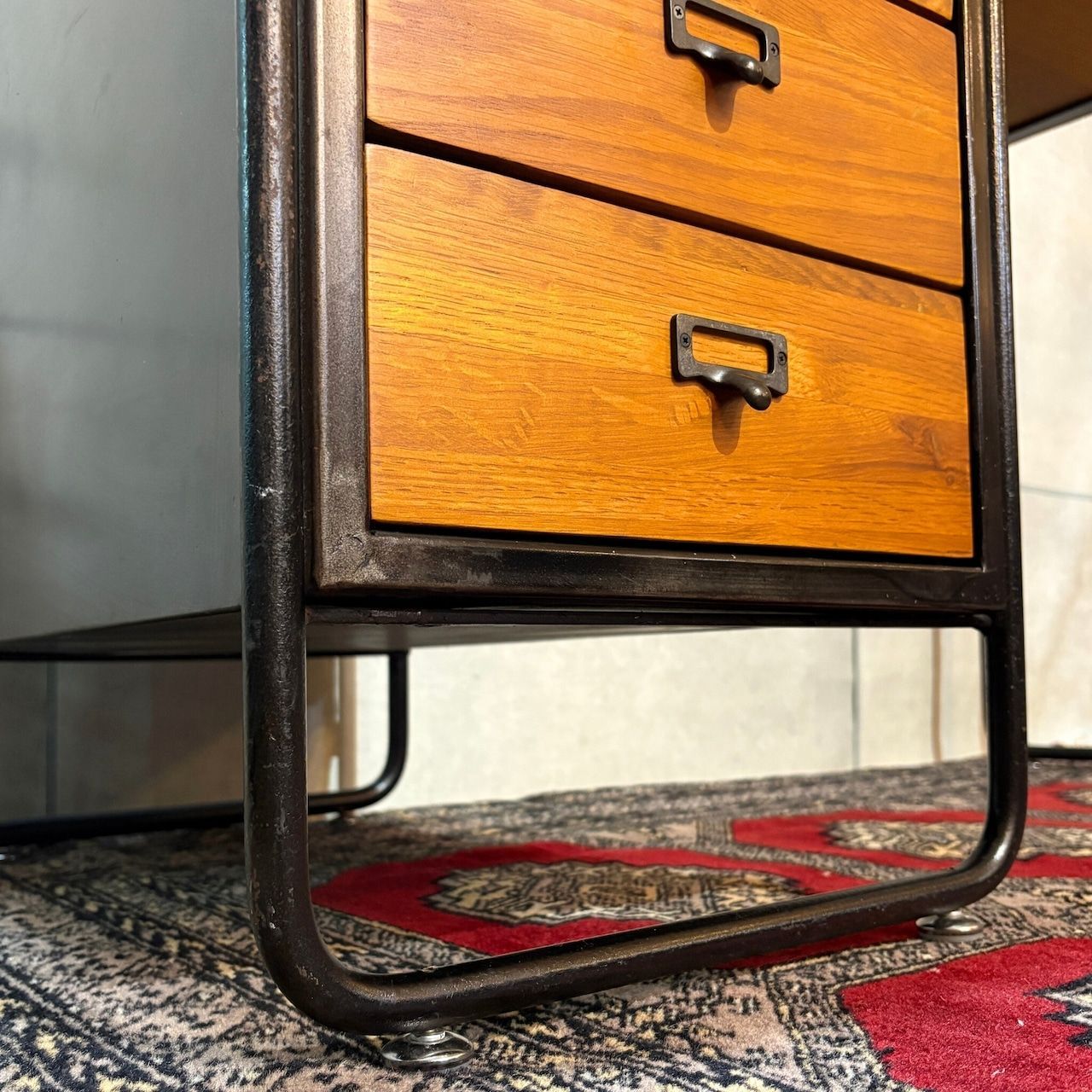 Furniture アクメファニチャー