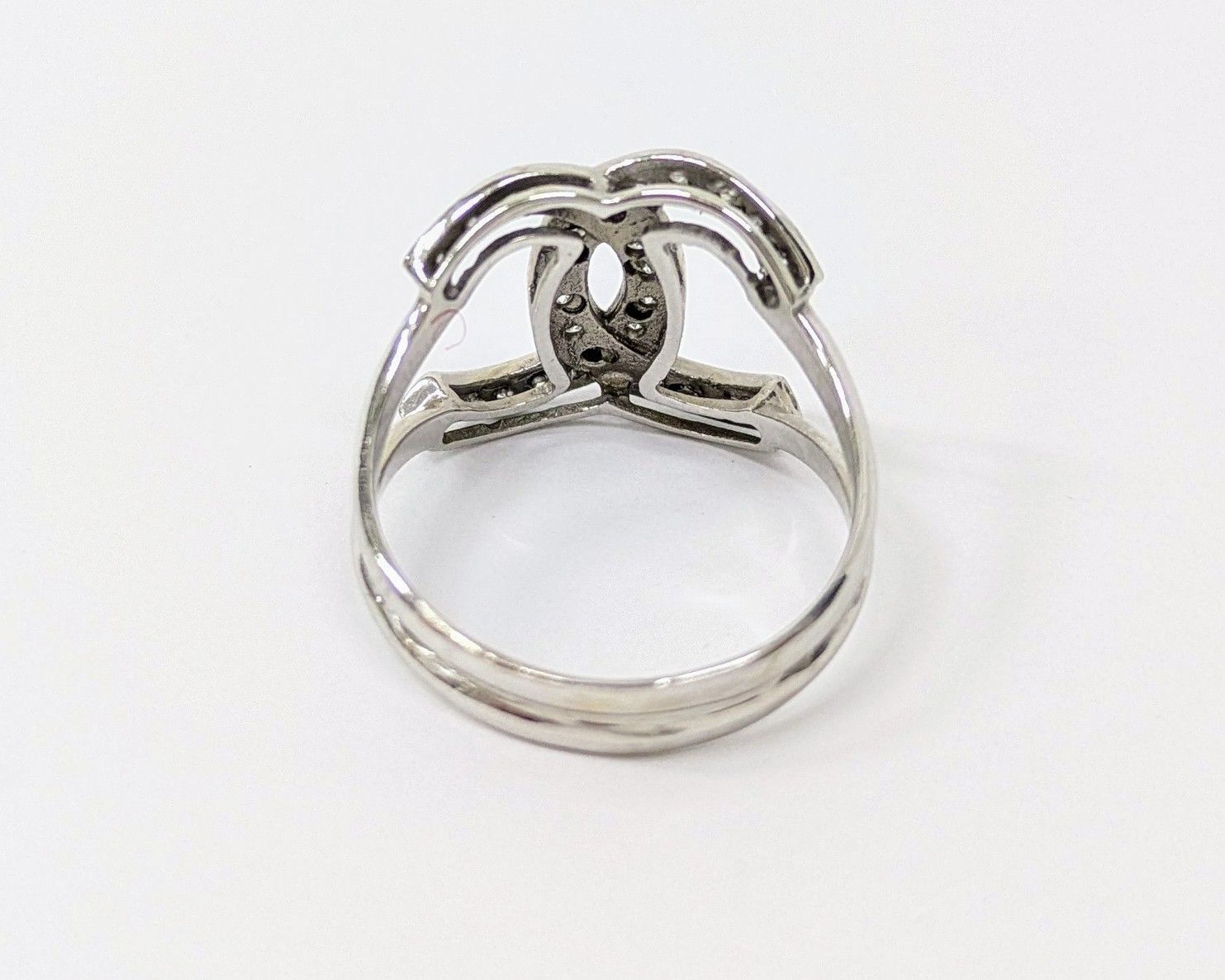 良品 シャネル リング 9号 K18 WG 0.28c ダイヤモンド ココマーク