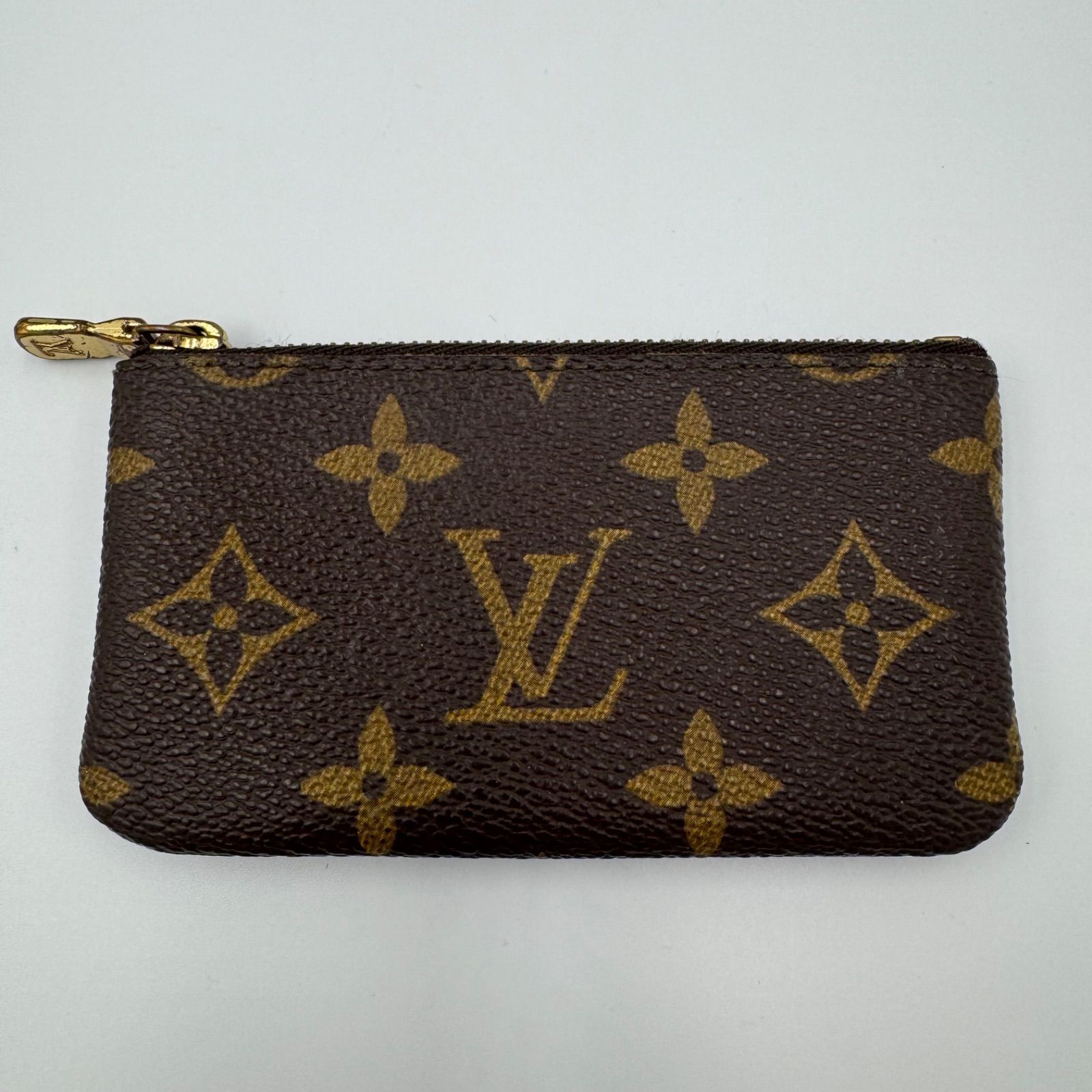 VUITTON