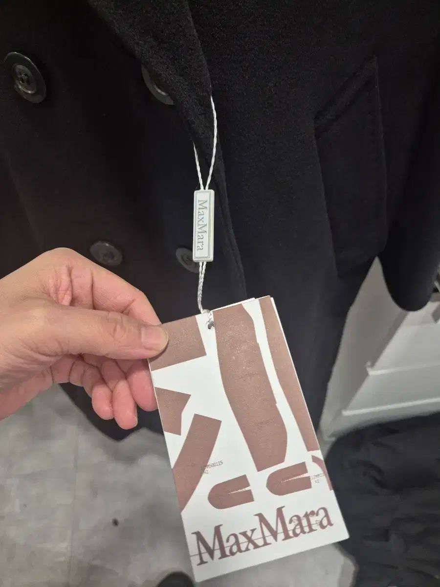 MARA マックスマーラ