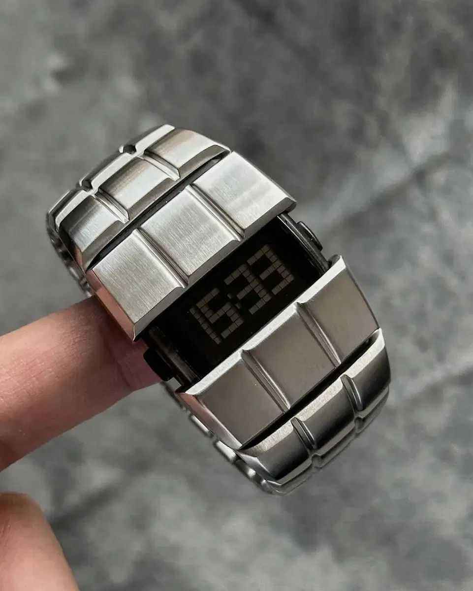 希少 カシオ G-SHOCK 菊花賞 2021 タイトルホルダー 腕時計 競馬