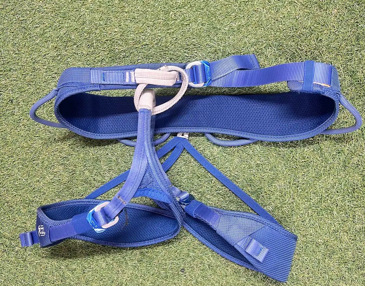 ペッツル ハーネス アジャマ ADJAMA