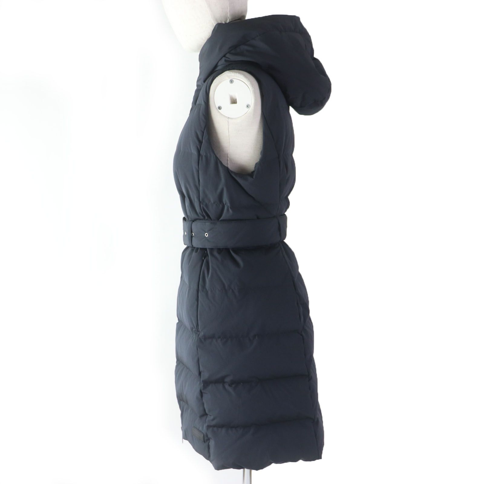 MACKINTOSH LONDON◆ダウンベスト/38/ポリエステル/WHT/無地/g5f05-631-02/ベルト欠品 MACKINTOSH LONDON(マッキントッシュロンドン) / ダウンベスト