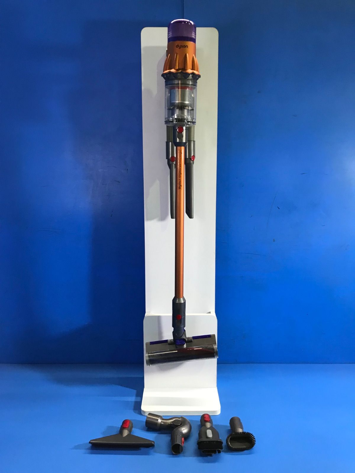 dyson | ダイソン dyson digital slim fluffy スタンド付き SV18 クリーナー 掃除機 MAX時連続稼働5分20秒