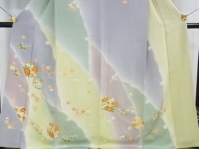 ♥ミルキーホワイト♥極美品♦ちりめん紅型染め振袖セット♦よろずやオリジナルコーデ 正統派古典 白/アイボリー 椿柄刺繍 シンプル すっきり ワン