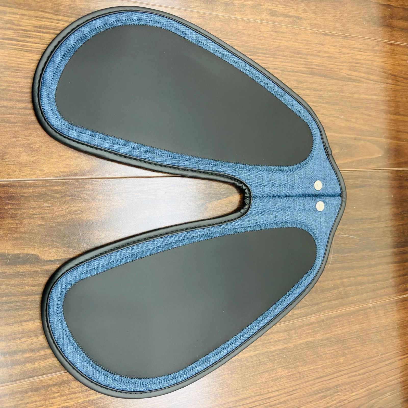 Calfoot カルフット インディゴブルー CL-CCF10 EMS運動機器 EMSマット ダイエット エクササイズ マッサージ お尻 太もも 足 脚 筋肉 むくみ デスクワーク トレーニング KANDAIZUMI_COM