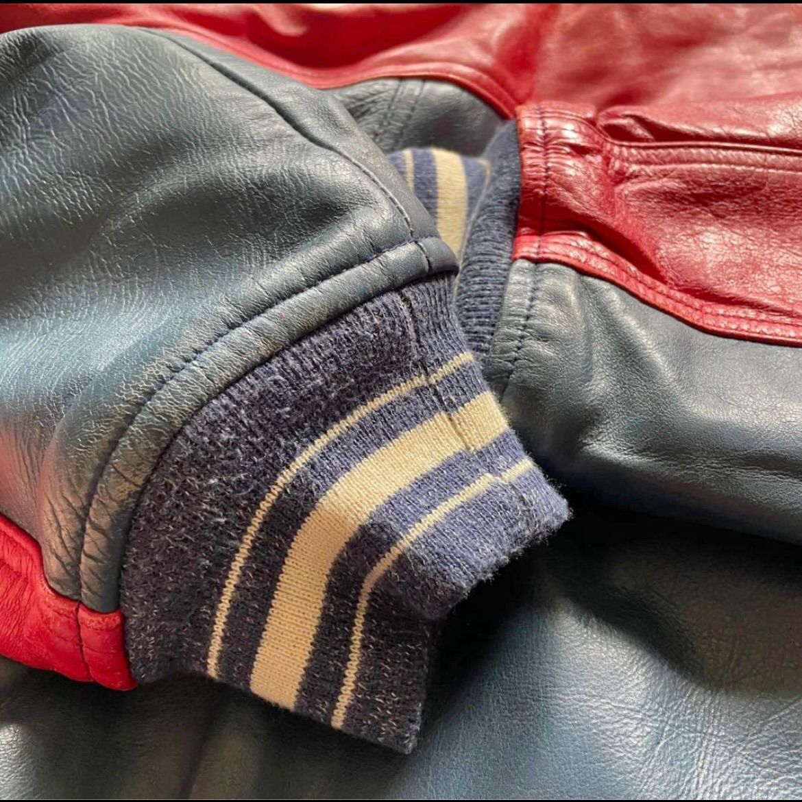 バーシティ アヴィレックス