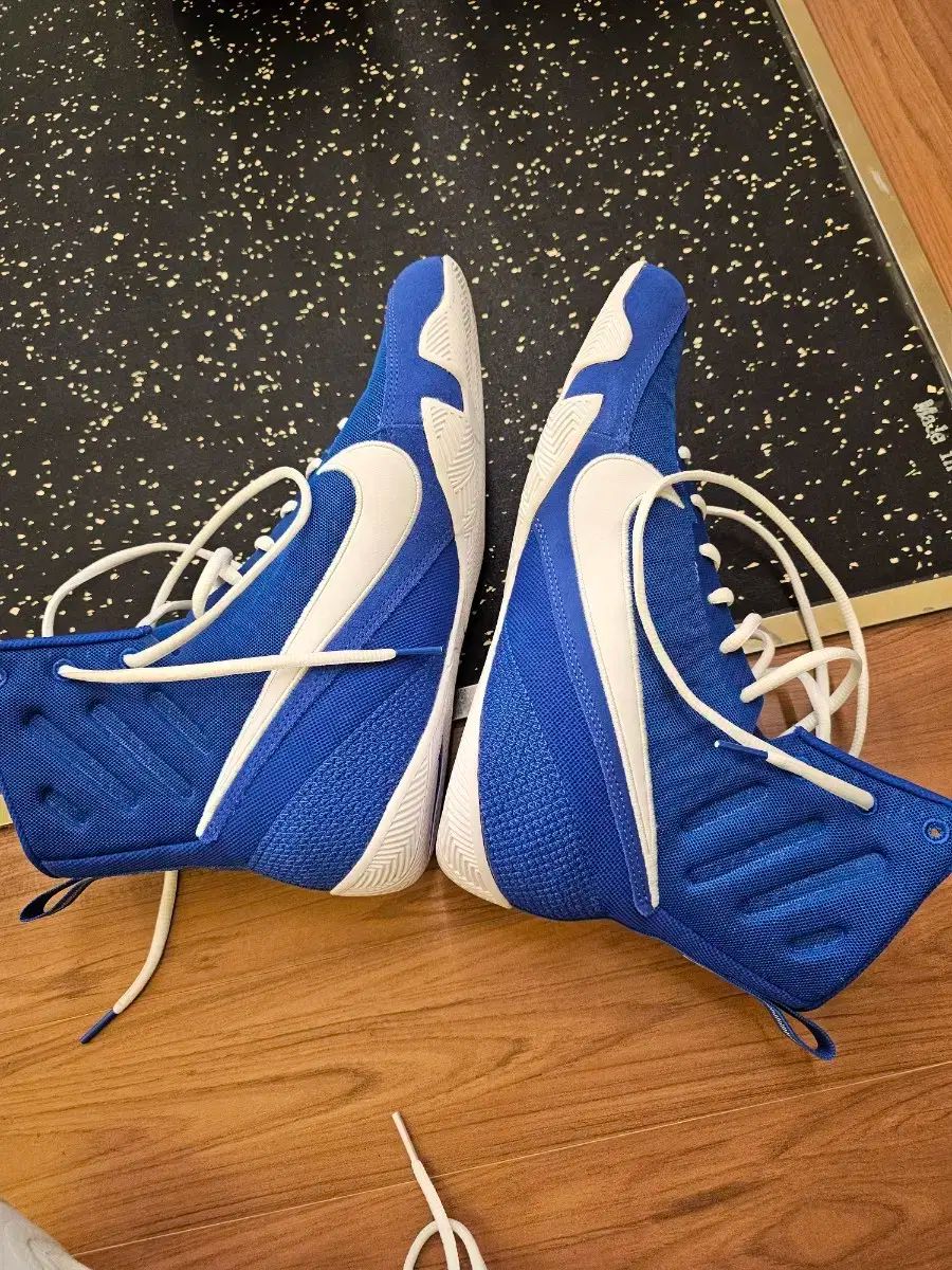 NIKE ナイキ マチョマイ 3 290
