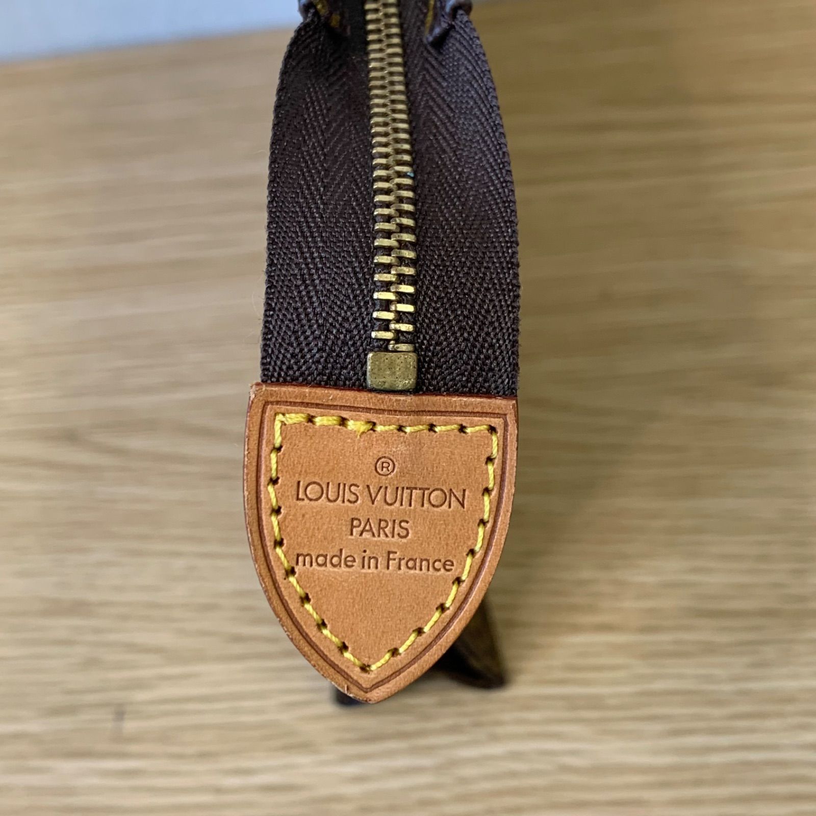 LOUIS VUITTON ルイヴィトン ポッシュトワレ モノグラム クラッチ ルイ