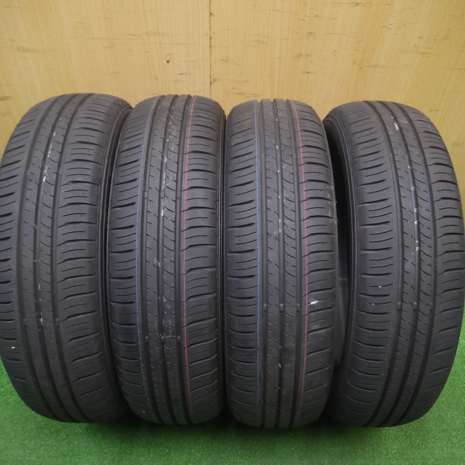 [送料無料] 新車外し！24年165/60R15 ダンロップ エナセーブ EC300+ タイヤ 15インチ ハスラー N-BOX タント ムーヴ スペーシア 等4102903Hノタ