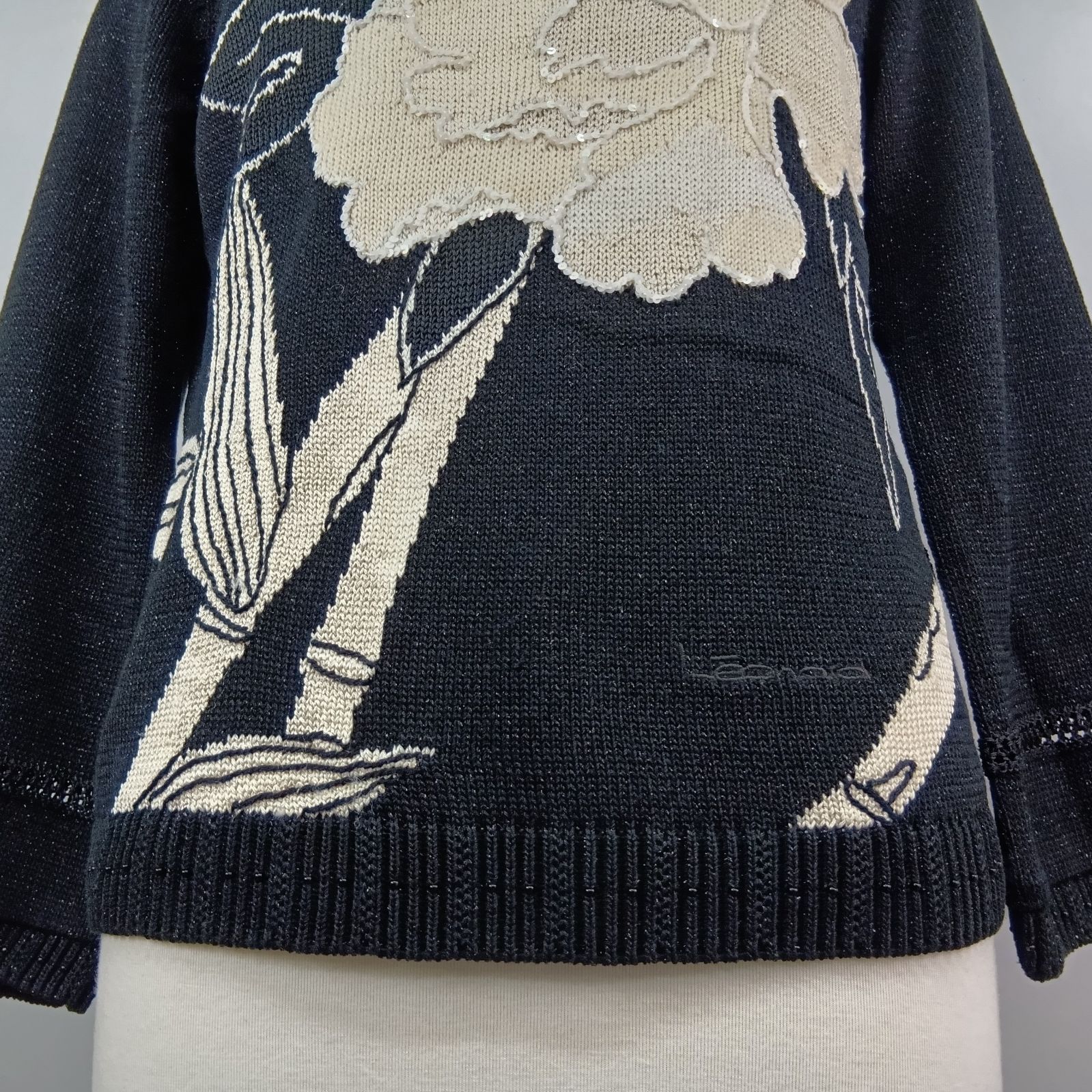【LEONARD　】スパンコールサマーニット LEONARD - レオナール スパンコール フラワープリント サマー
