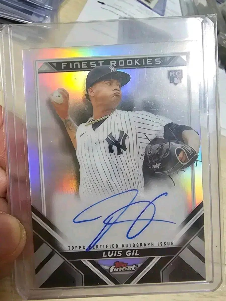 Topps NEW ヤンキース ルイス・ ギル 直筆サインカード ① luis gil 