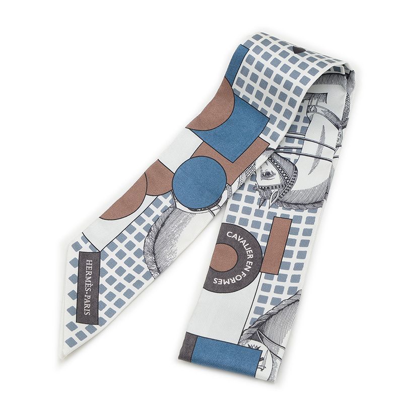 エルメス ツイリー カヴァリエ アン フォルム Cavalier en Form