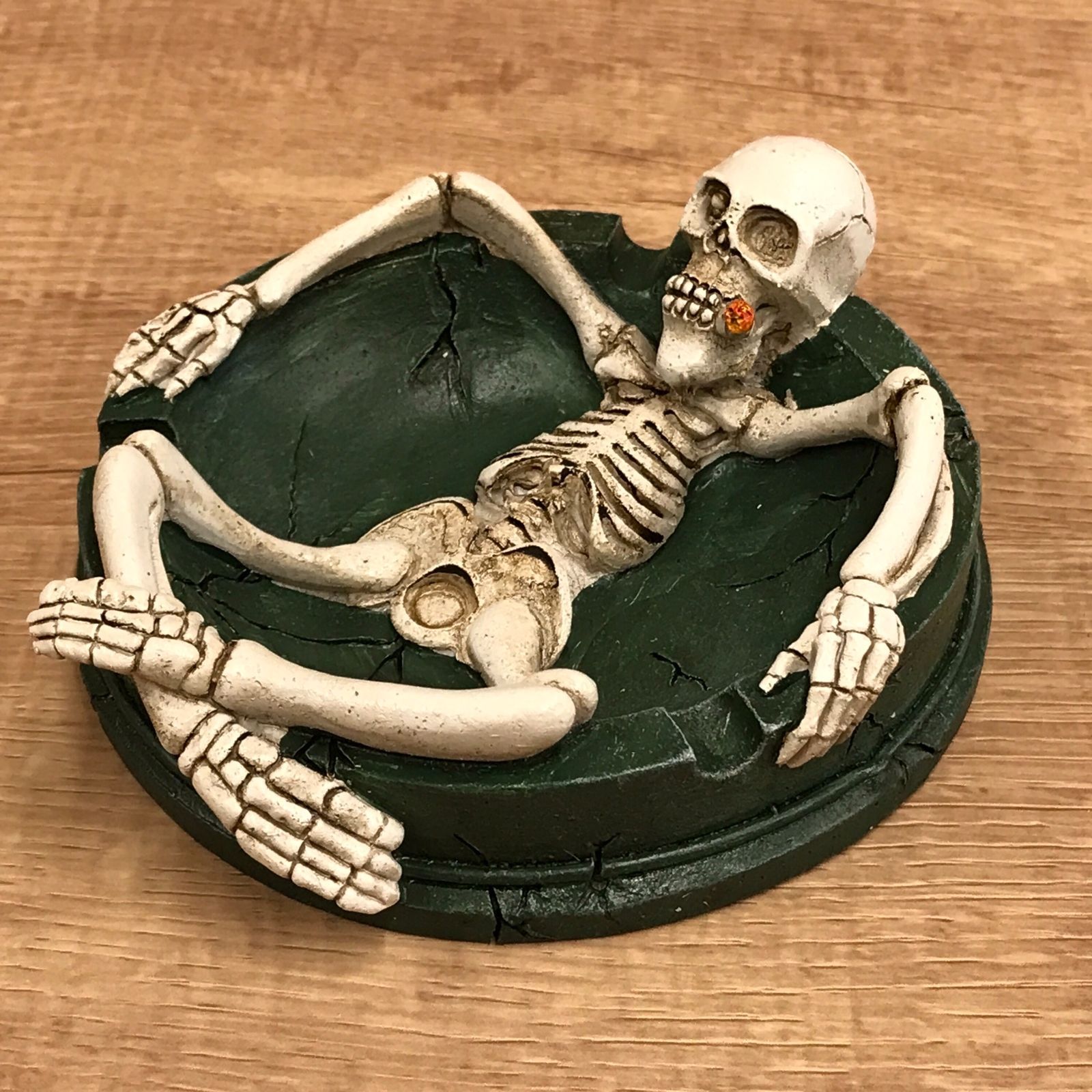早い者勝ち大特価!!】新品未使用／灰皿／喫煙具／骸骨／髑髏／スカル