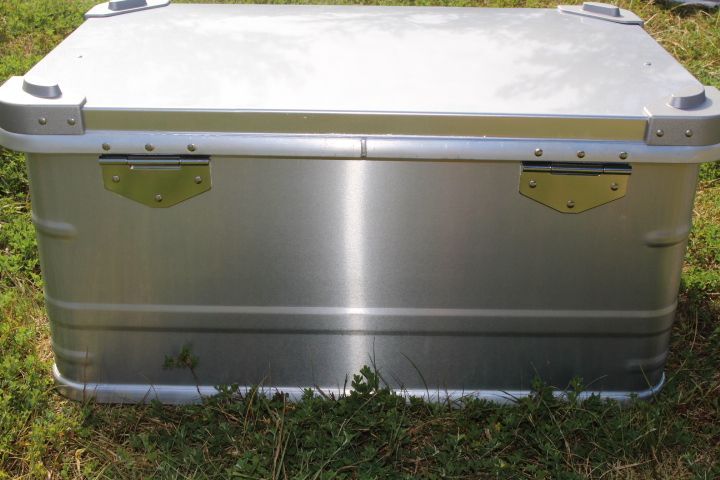 スタッキング アルミコンテナボックス 49L ガレージ収納箱 コンテナ
