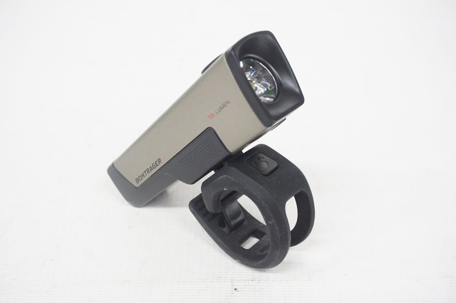 【送料無料】 BONTRAGER ボントレガー FLARE R CITY フレアー R シティ USB充電式 リア テールライト ブラック 35ルーメン JG648 ボントレガー BONTRAGER イオン ION COMP フレア FLARE R CITY