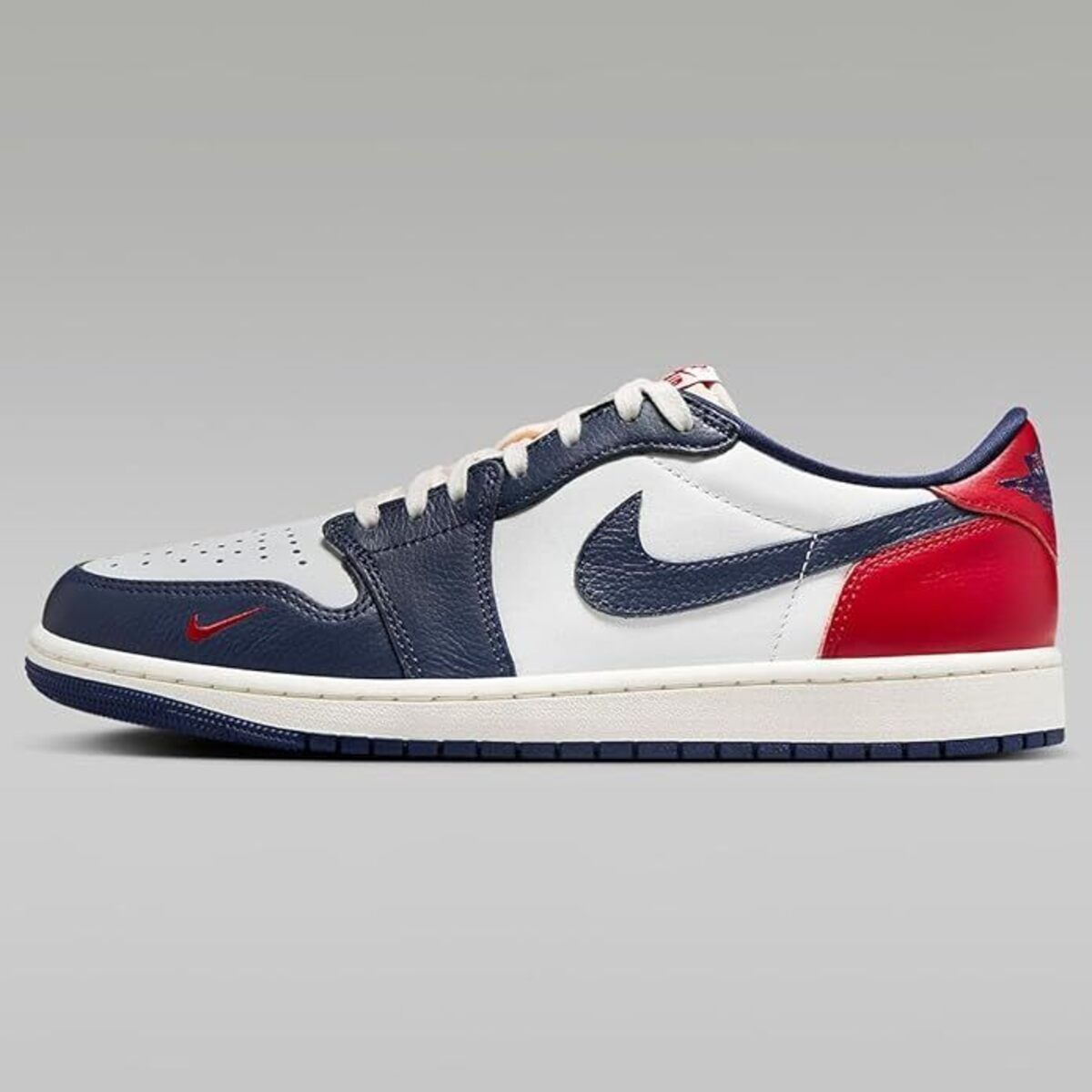 ナイキ] エア ジョーダン 1 レトロ ロー [AIR JORDAN 1 RETRO LOW 