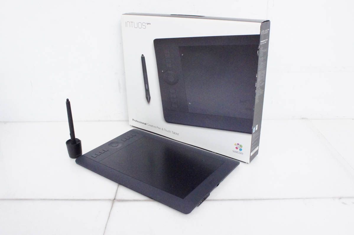 【中古】WACOMワコム ペンタブレット PTH-651 IntuosPro Medium Standard