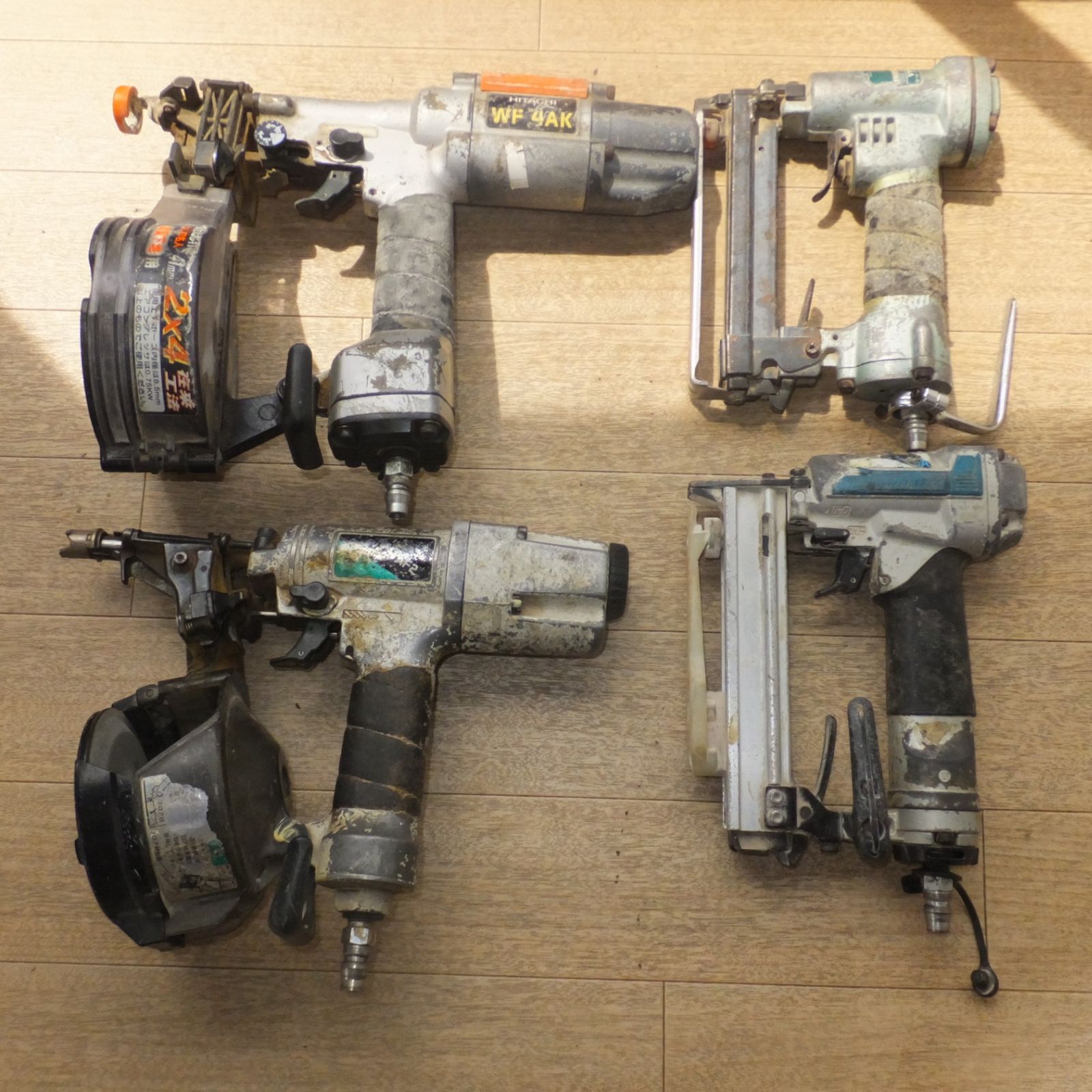 日立 ねじ打機 WF4AK ベビー釘打機 NV50AF2 ベビータッカ N2504A マキタ エアタッカ AT1025A セット