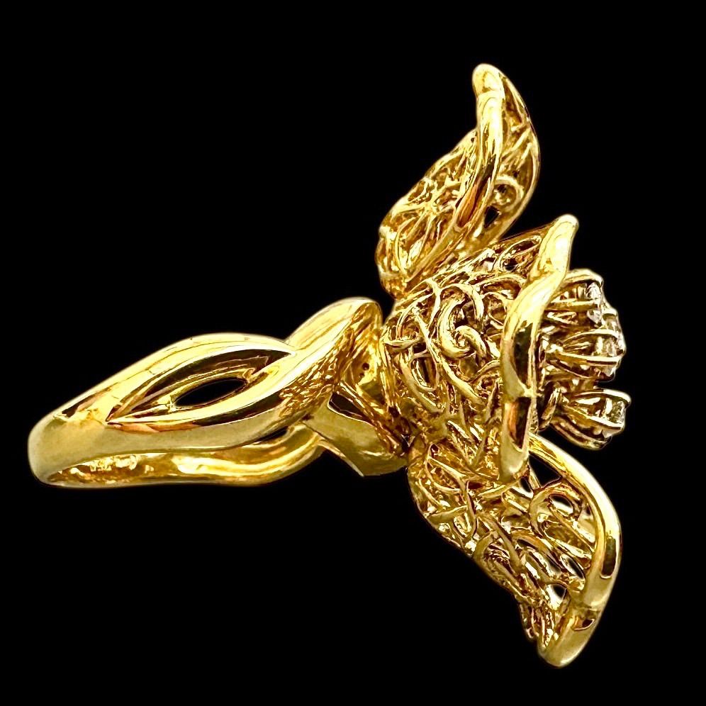 Queen Jewelry クイーン ジュエリー フラワーダイヤリング 750