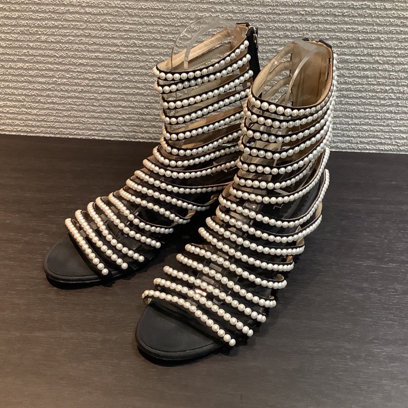 シャネル CHANEL 16SS ランウェイ メディエタール パール グラディエーター サンダル ココマーク 黒 ブラック 39.5 F808