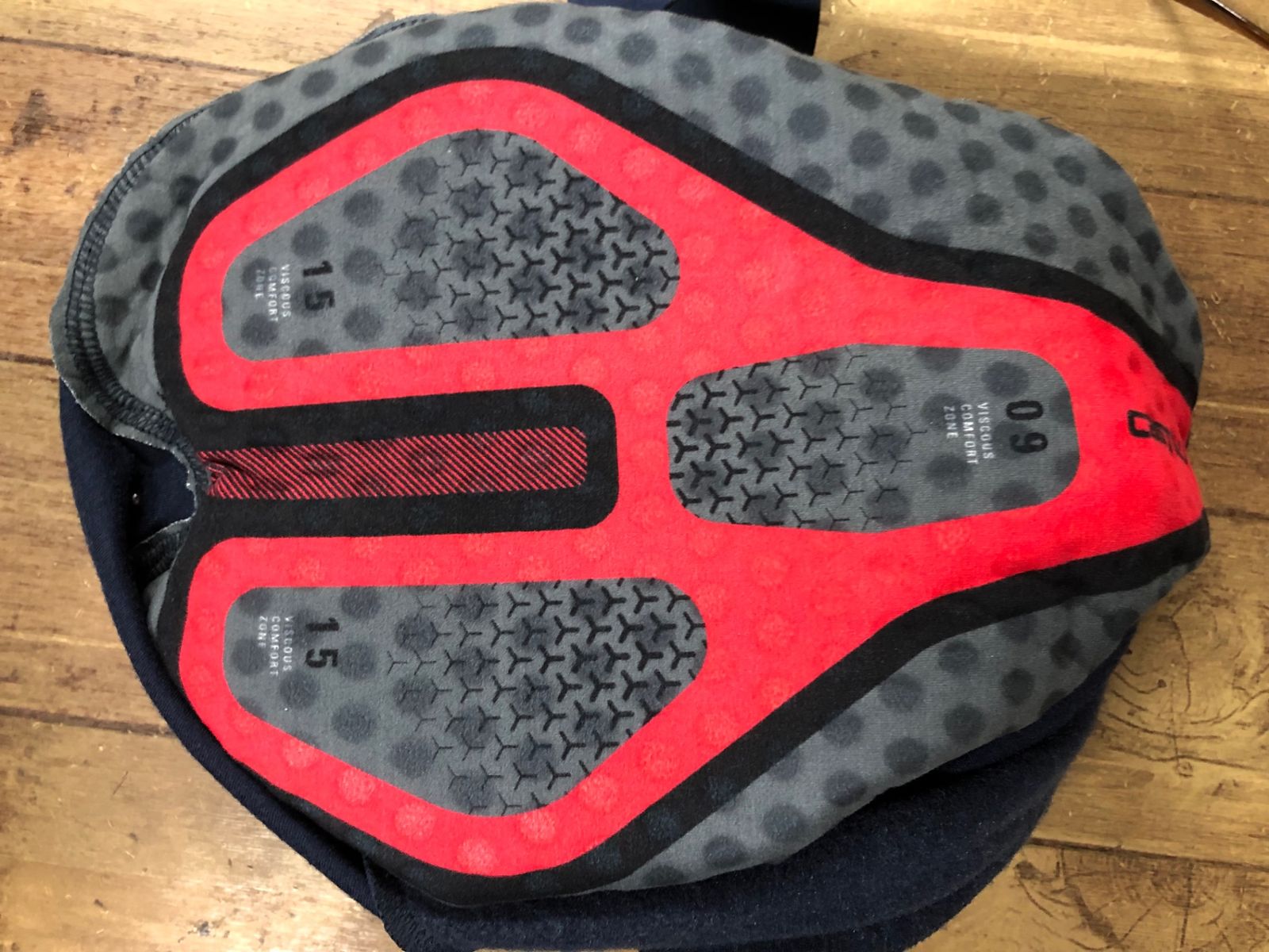 カステリ CASTELLI