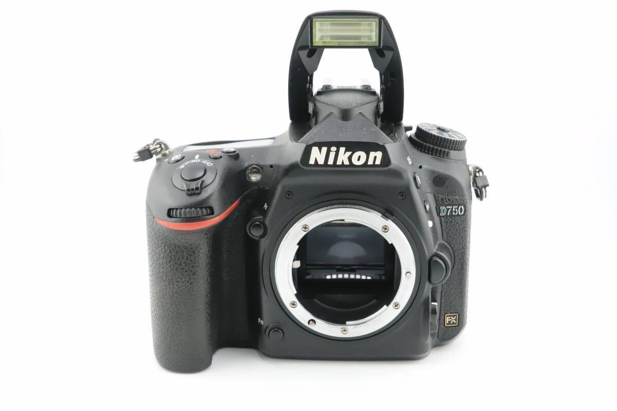 Nikon - Nikon D750ボディ Nikon D750 (Body Only) - Mack Retail
