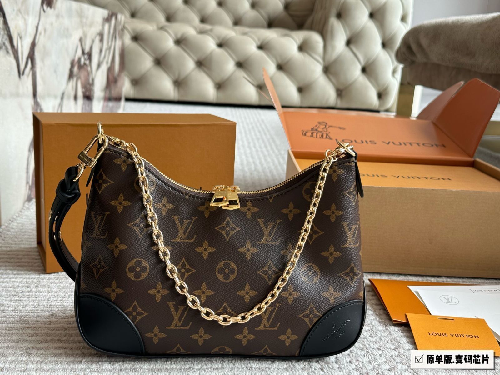 ❣️ルイヴィトン❣️エシャルプミトン✨手袋✨パープル✨極上美品✨ 今日特価】Louis Vuitton Monogram Half Moon Bag ハーフムーン