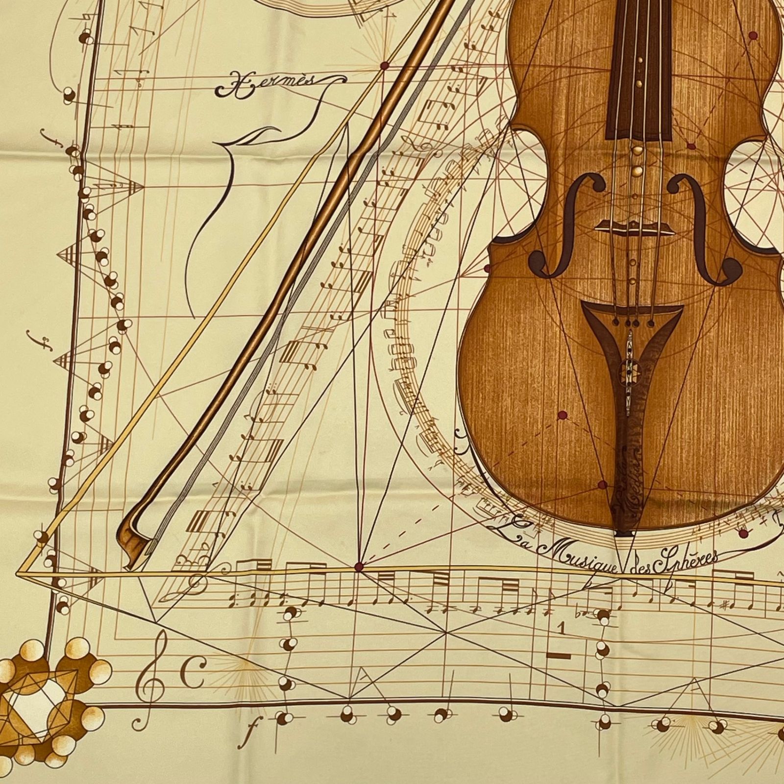 希少 HERMES エルメス スカーフ 球体が奏でる音楽 ヴァイオリン カレ90