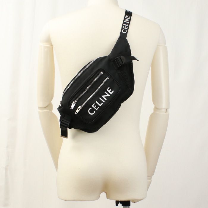 ★CELINE[セリーヌ] トレッキング ベルトバッグ ナイロン★ CELINE より トレッキングベルトバッグ が入荷しましたので紹介