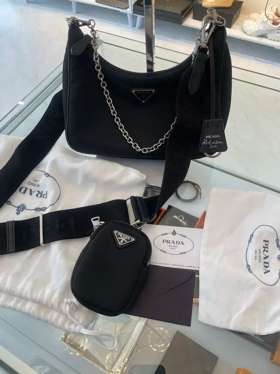 PRADA プラダ Re-Nylon テストー ホーボーバッグ
