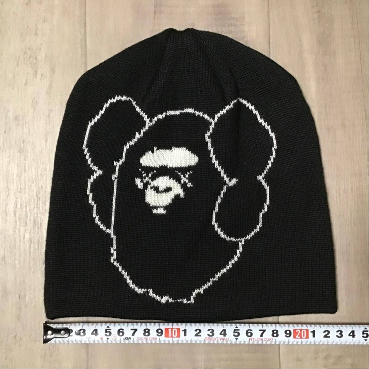 A BATHING APE KAWS ビーニー　ニット帽　エイプ　カウズ ☆新品☆ KAWS × BAPE ニット帽 black ビーニー a bathing ape Beanie