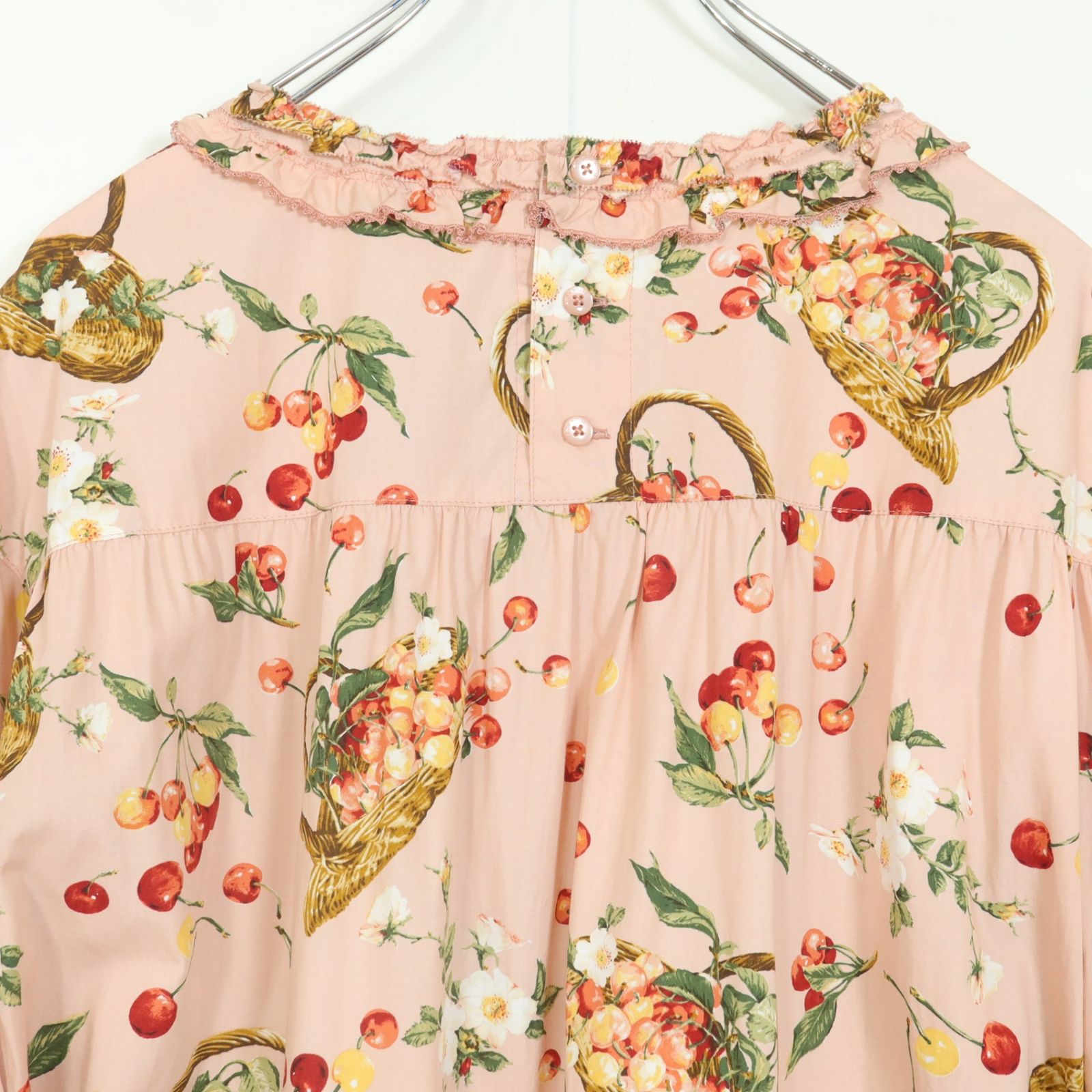 極美品】ピンクハウス☆2024秋カタログ掲載！野ばらとチェリー柄