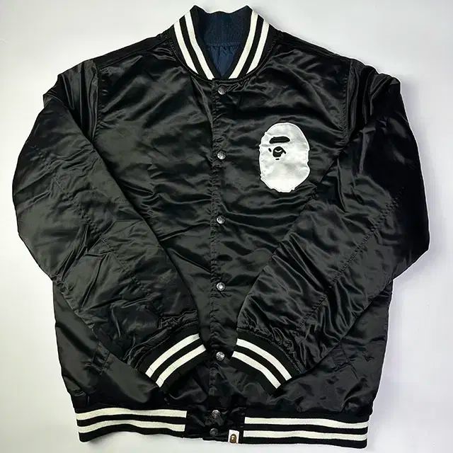 【雷市場（ポンジャン）商品韓国直送】 BAPE 22SS A BATHING APE(アベイシングエイプ) リバーシブル バーシティ ジャケット