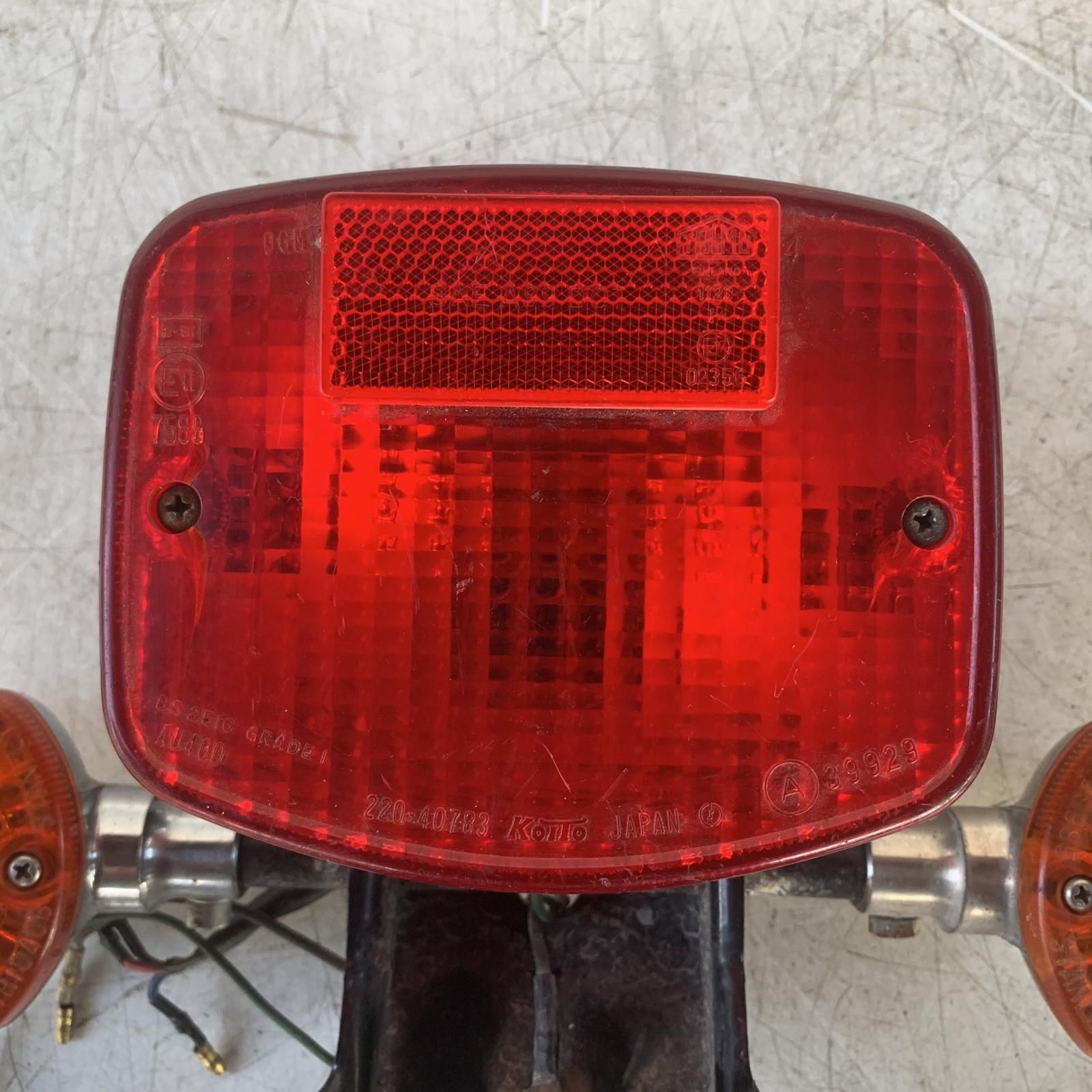 KAWASAKI Z400FX/Z400J/Z550FX テールランプ 純正ウィンカー付