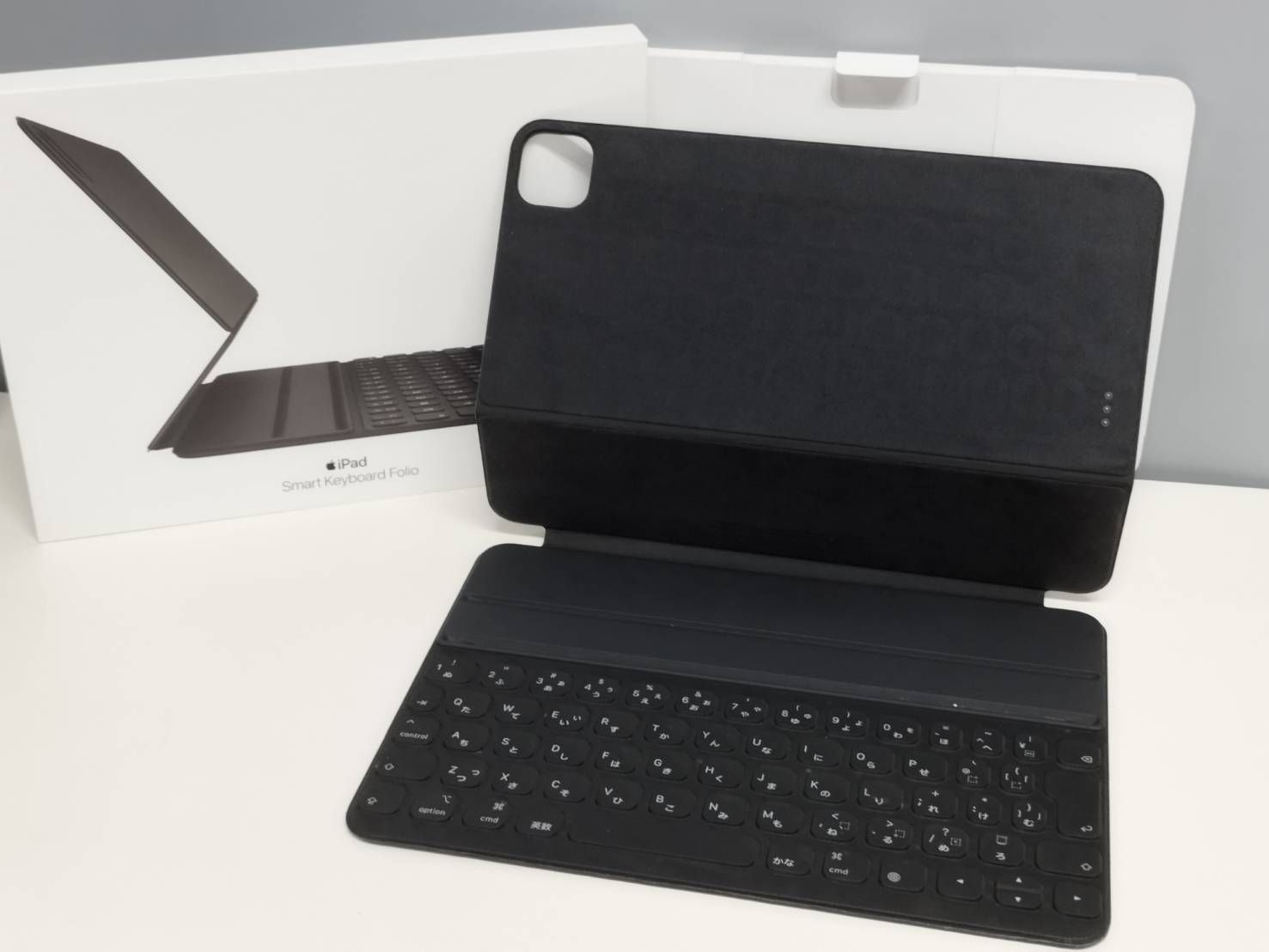 iPadアクセサリー iPad Smart Keyboard Folio MXNK2J/A Amazon.com: Apple Smart Keyboard Folio: iPad Keyboard case