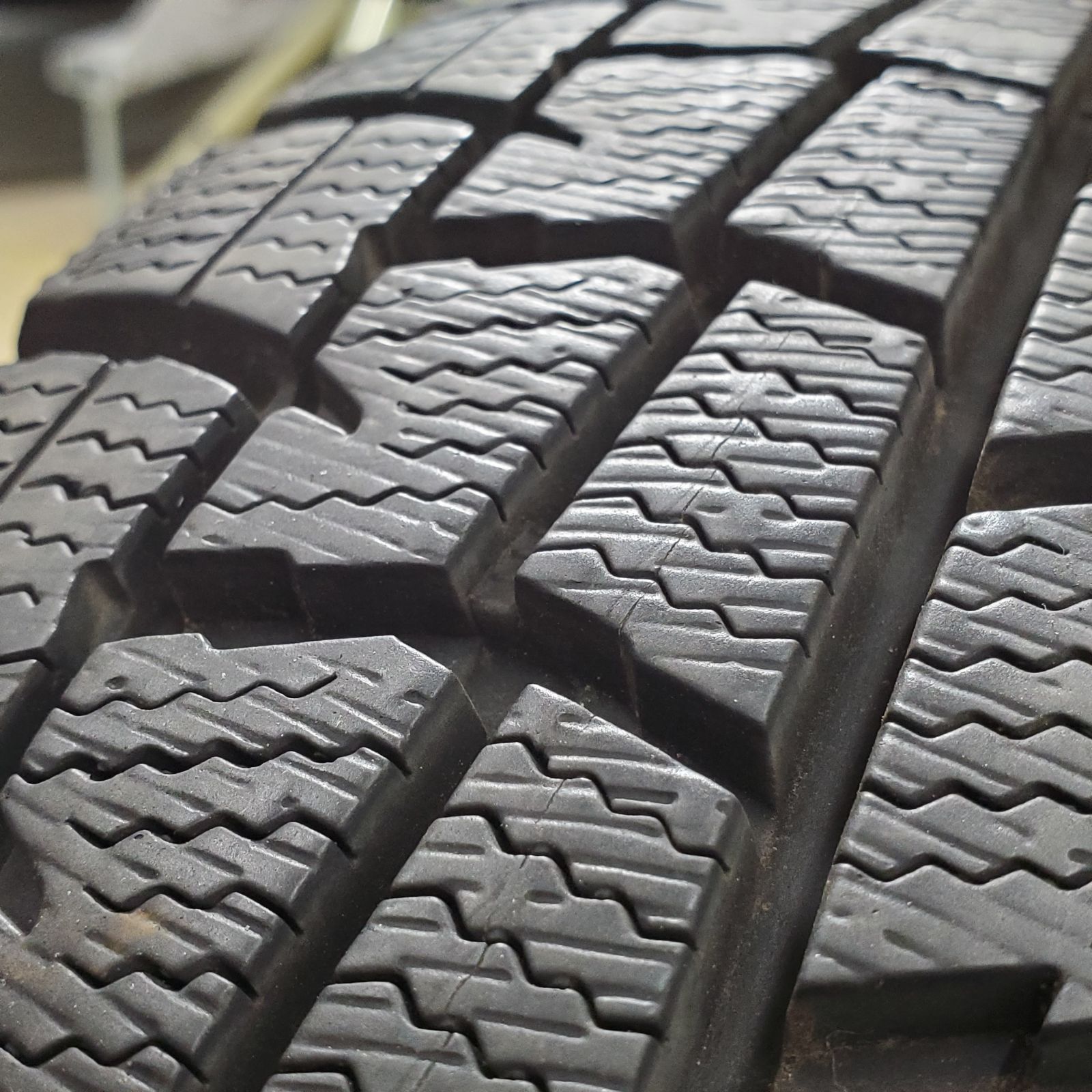 本物保証、信用第一！ 19年製 155 65R14 ダンロップ ウィンターマックスWM01 ダイハツ タント ムーヴ ミラ スタッドレスタイヤ 1049R