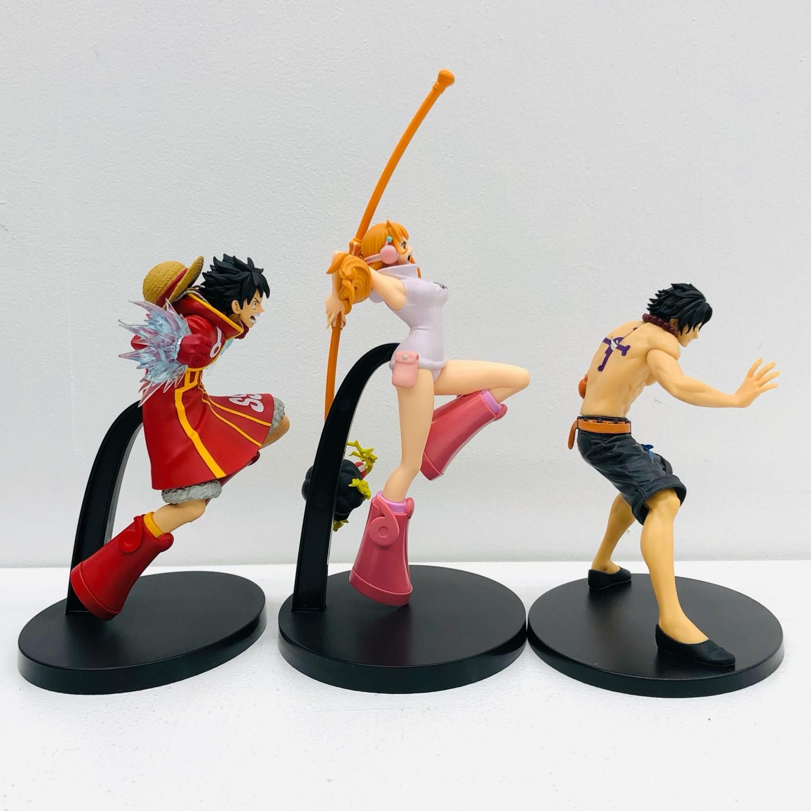 美品 ♡ ユニバ購入 ワンピース ルフィ エース チョッパー ワンピース フィギュアセット ルフィ チョッパー - メルカリ