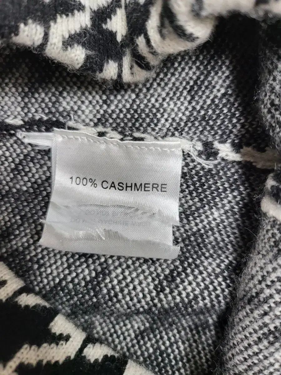 100 カーディガン