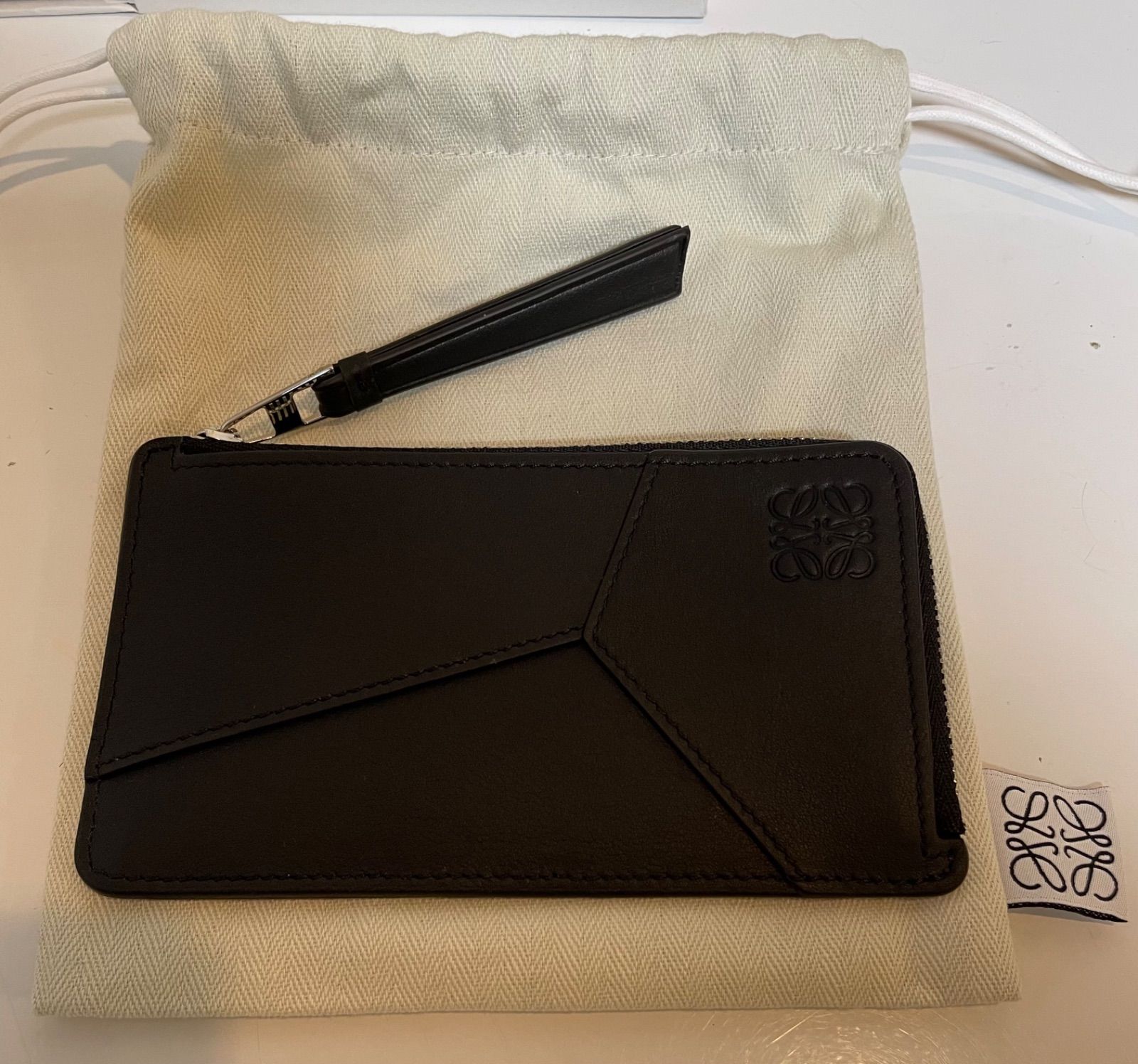 ロエベ パズル ロング カードホルダー ケース 現行品 ブラック LOEWE(ロエベ) パズル ロングコインカードホルダー 262240 ブラック