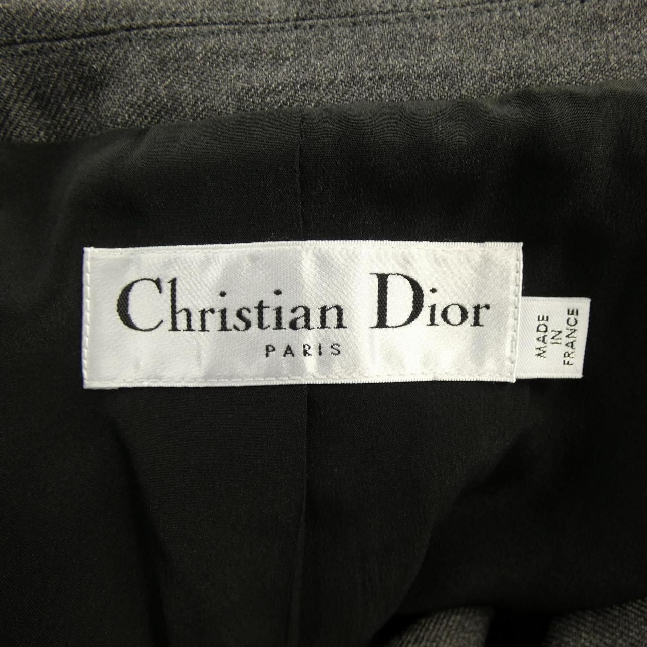 DIOR