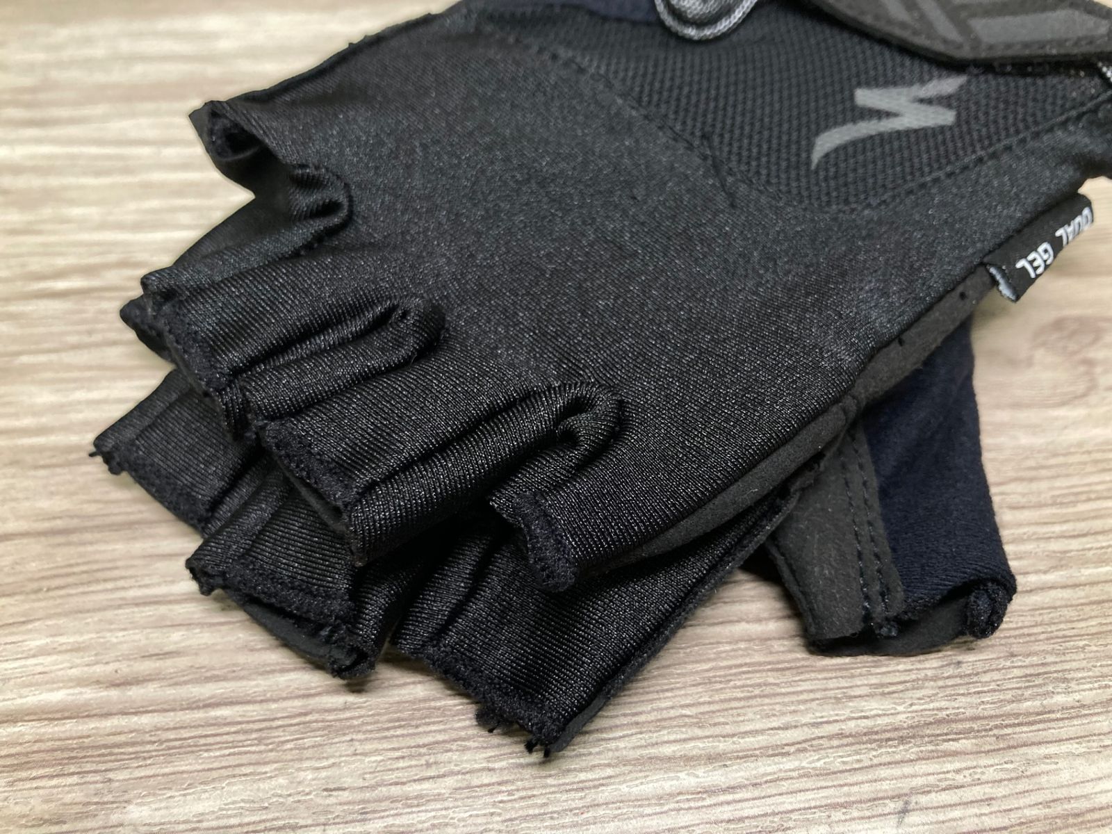 JA756 スペシャライズド SPECIALIZED 指切 グローブ 黒 S - メルカリ