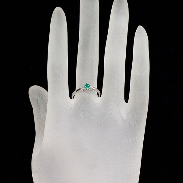Pt900 エメラルド ダイヤモンド リング 0.06ct 0.01ct - メルカリ 