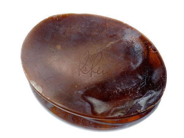 シェルカメオルース 55.5ｍｍ×41.3ｍｍ