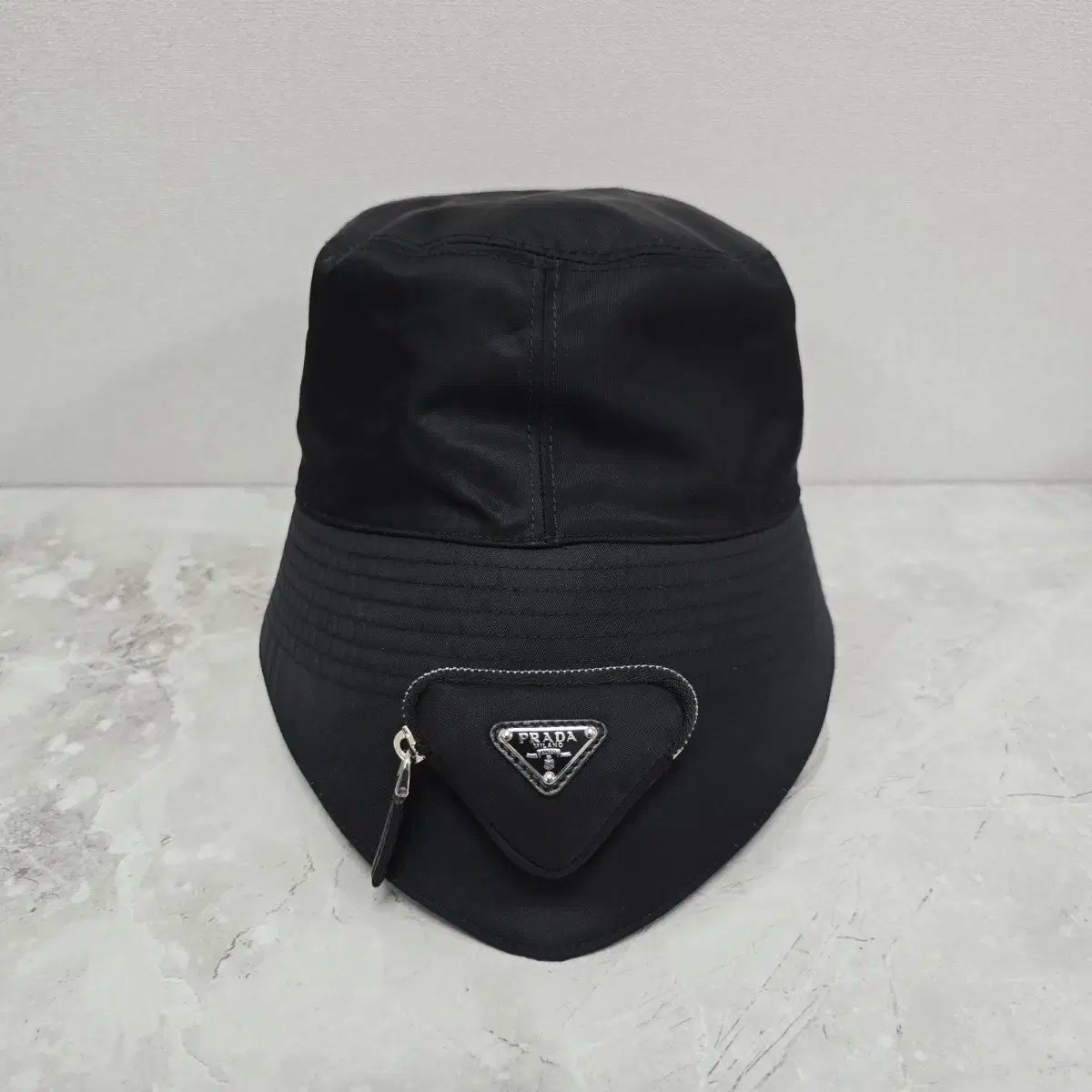 プラダ ナイロン バケットハット 帽子 XLサイズ