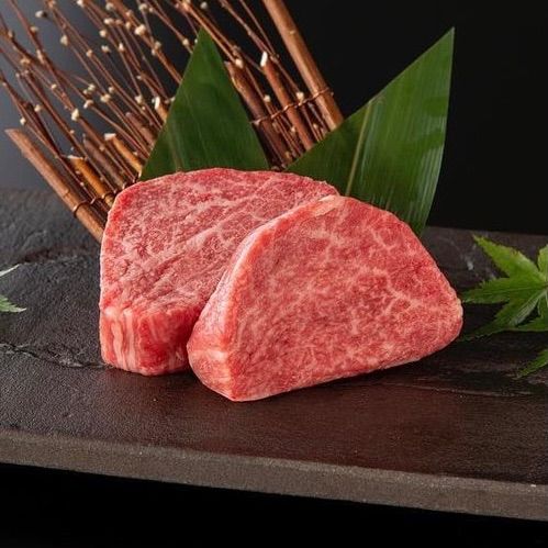 氷姫】純国産 低温熟成シャトーブリアン 100g×2 肉 誕生日 記念日 ステーキ 高級肉 - メルカリ