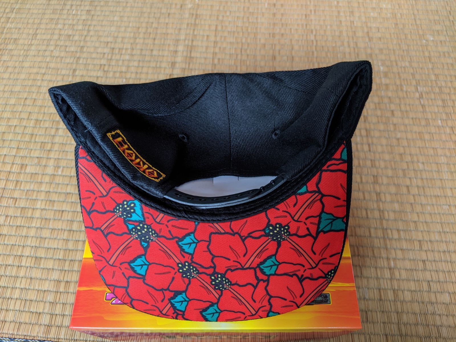 HANAHANA ハナハナ　キャップ　沖スロ Amazon | パチスロ 沖スロ ハナハナ HANAHANA 帽子 キャップ