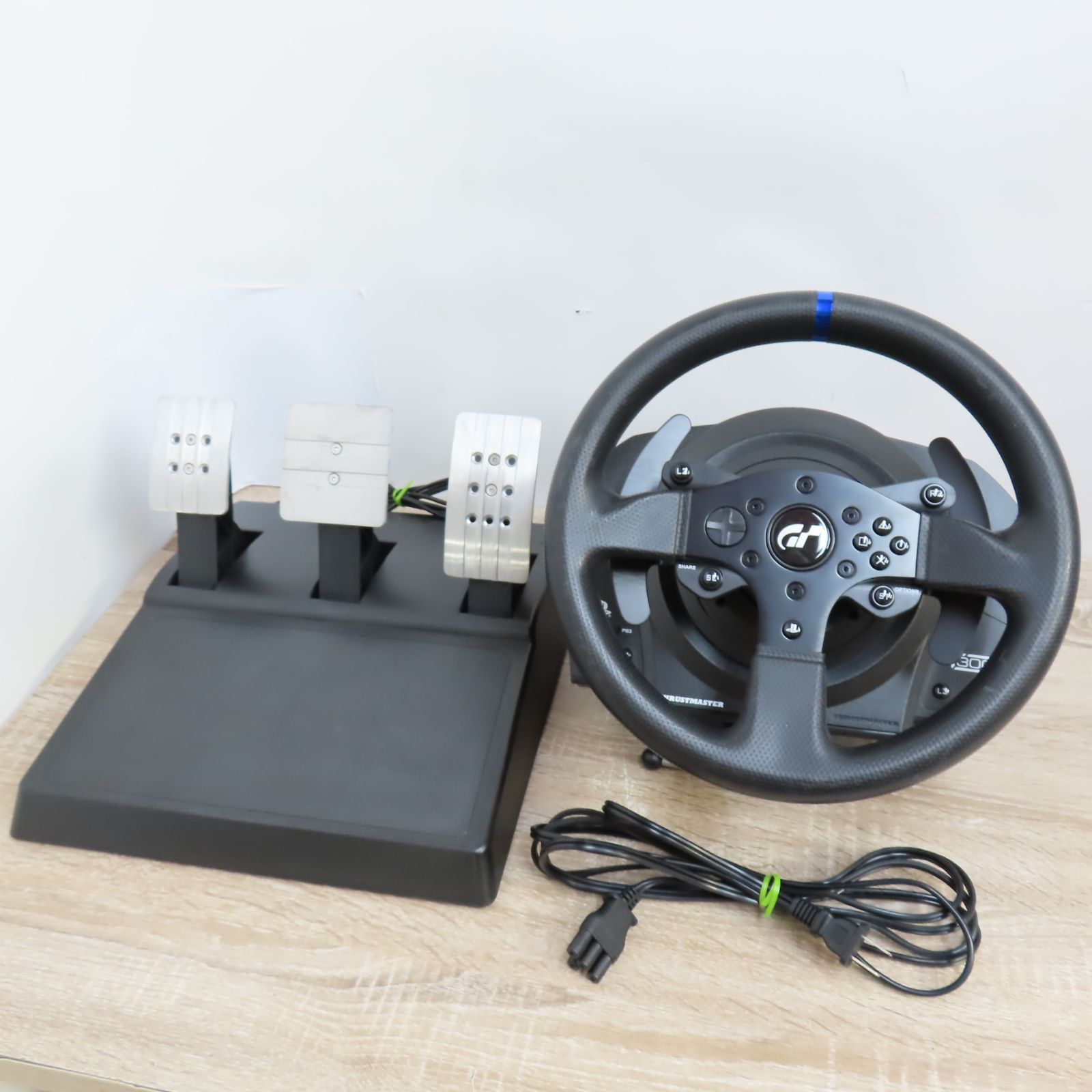 t300rs スラストマスター PS4グランツーリスモ　ハンコン Amazon.co.jp: 【グランツーリスモ公式ライセンス商品