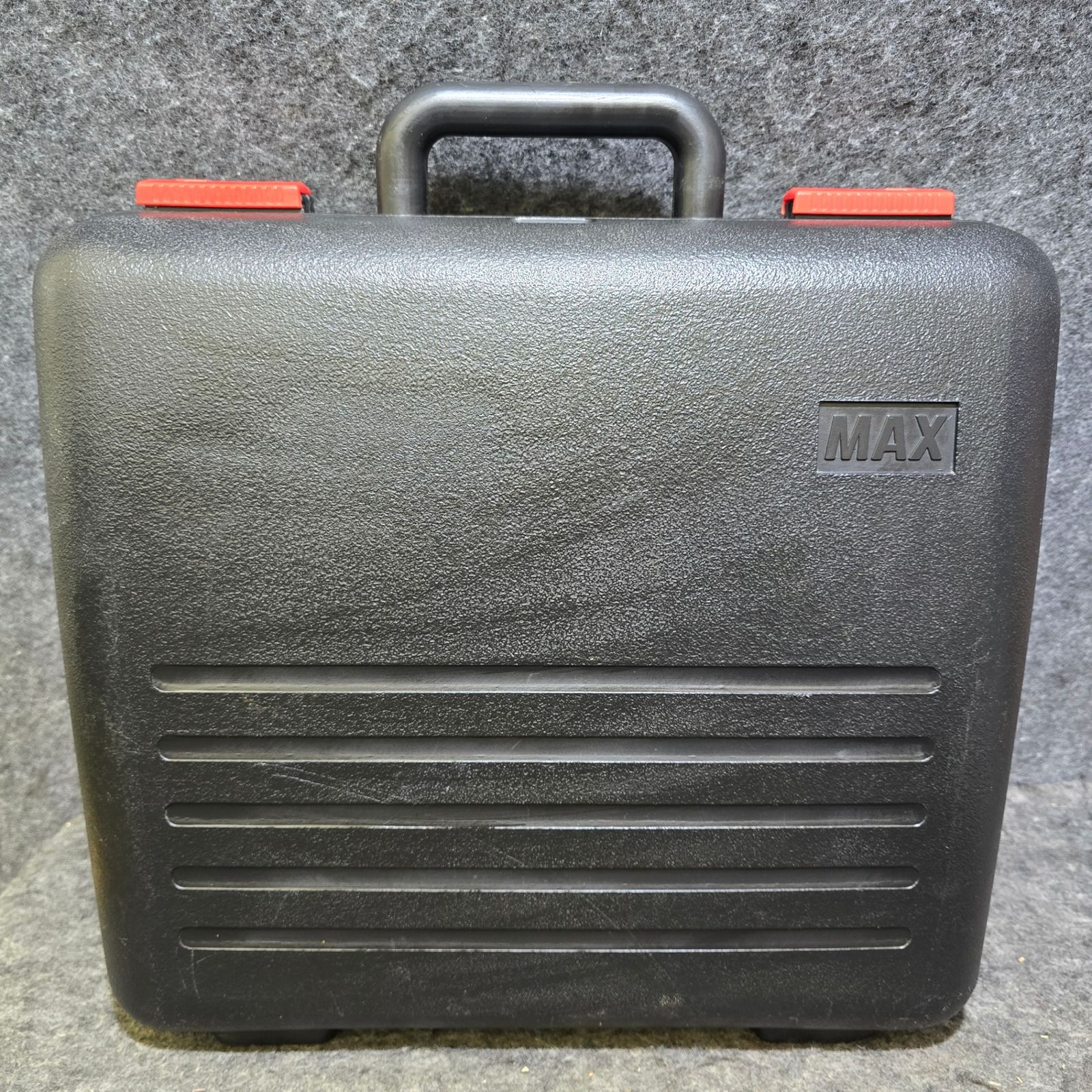 MAX