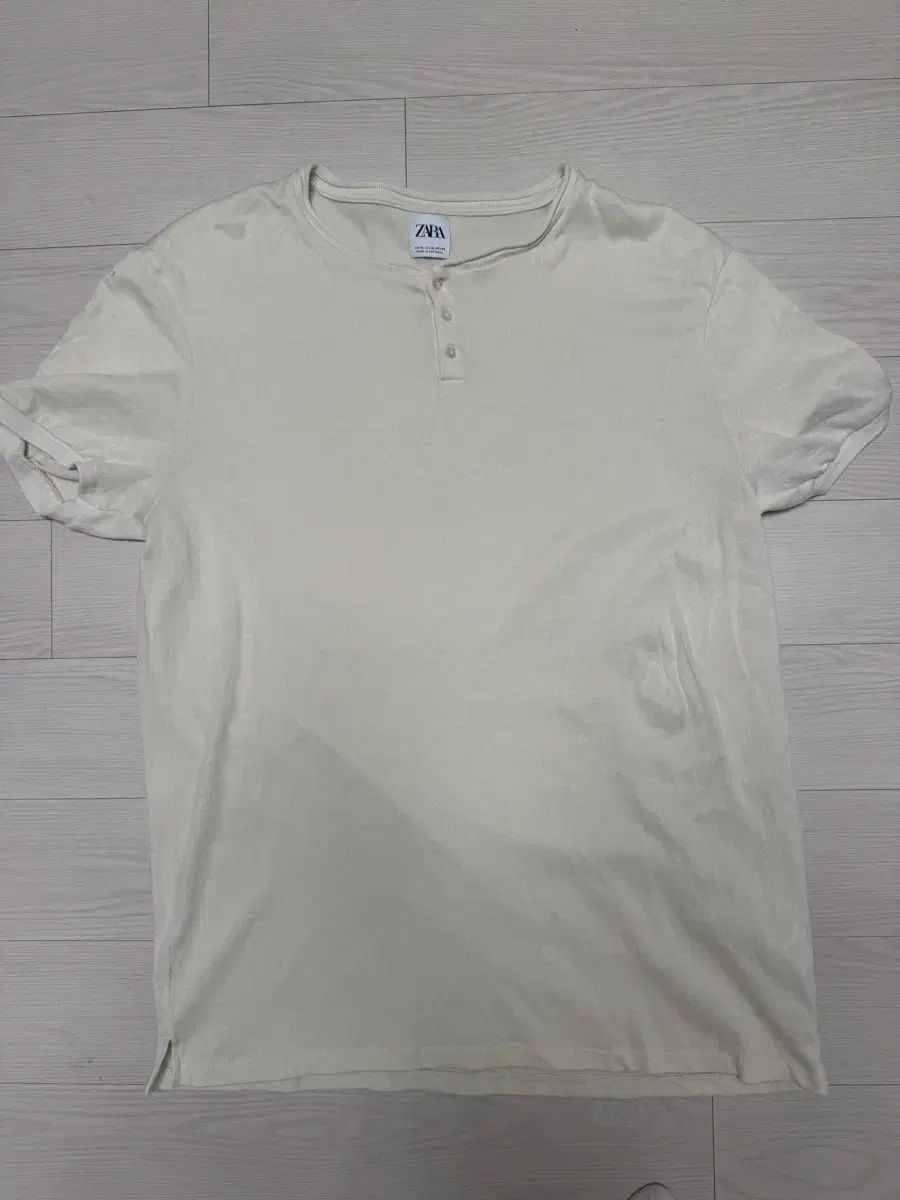 ZARA ヘンリーネック Tシャツ - メルカリ